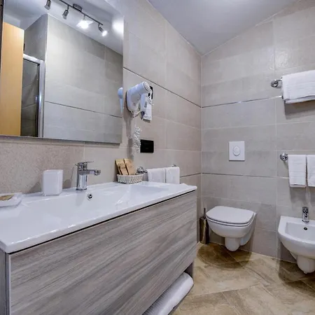 Lido International Desenzano del Garda