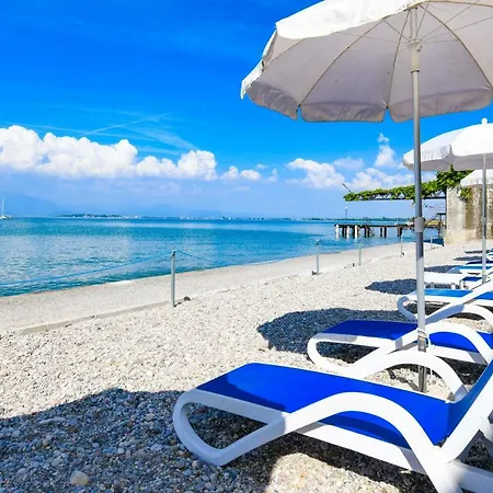 Lido International Hotel