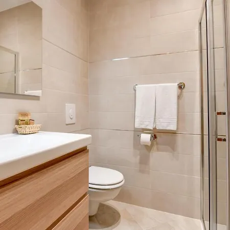 Lido International Hotel 4*